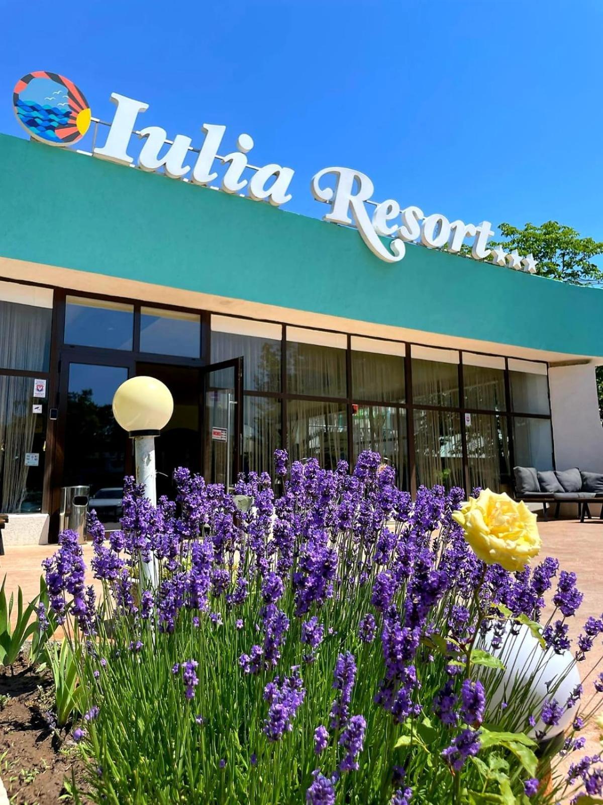 Hotel Iulia Resort Venus Exteriör bild