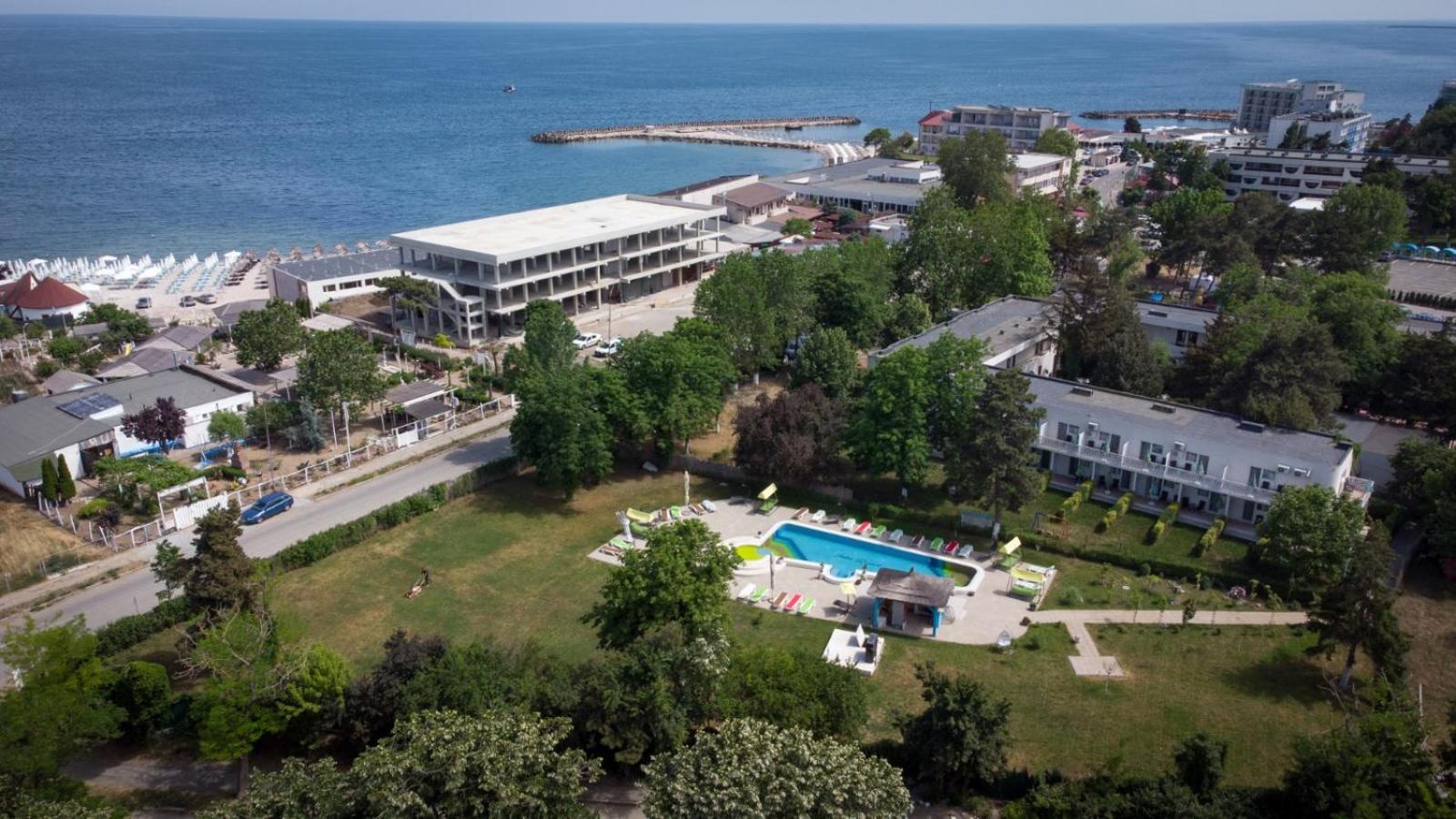 Hotel Iulia Resort Venus Exteriör bild